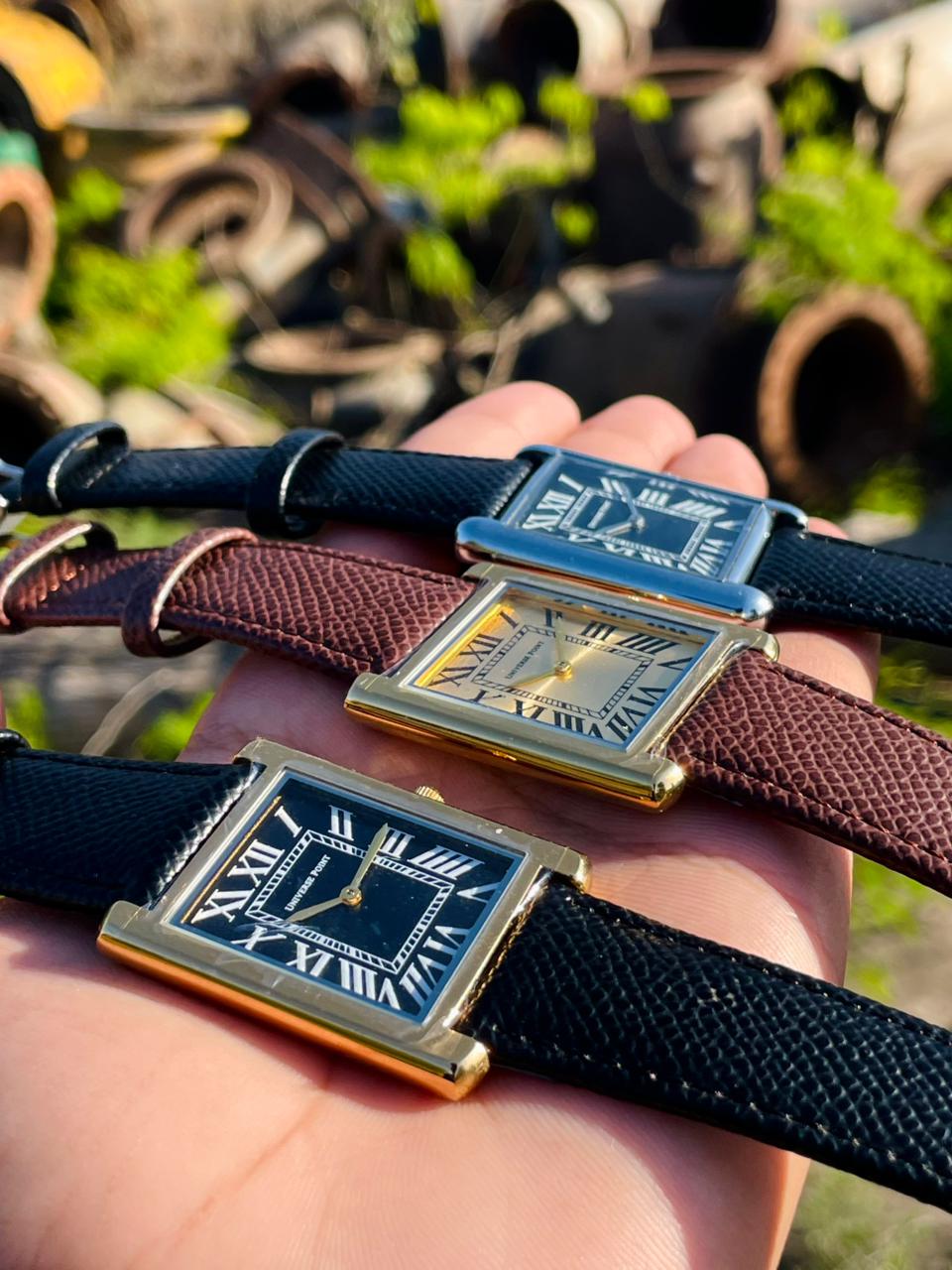 Universe Point Roman Square Leather Watch