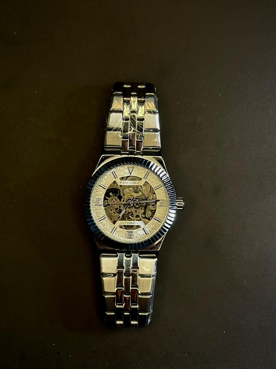 CASIRUI Men’s Gold Automatic Skeleton Watch – Premium Mechanical Timepiece