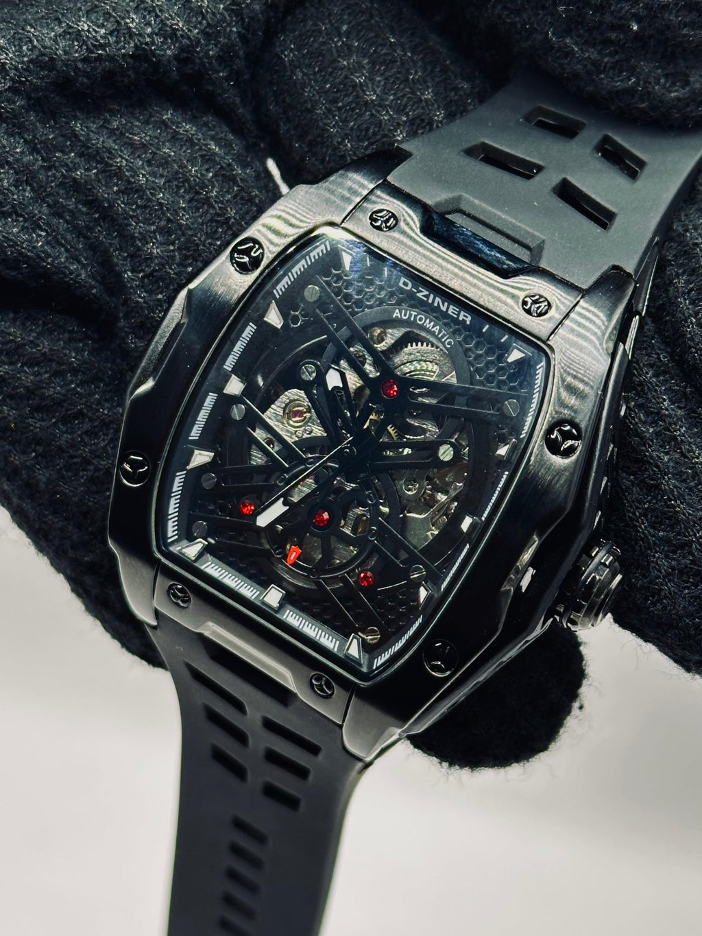 D-Ziner Phantom X – Automatic Skeleton Sport Edition