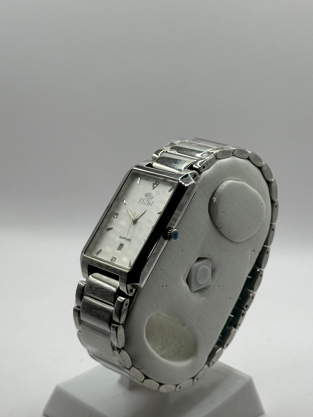 Yixin Sleek Dial Watch